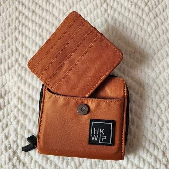IHKWIP RFID Wallet with Removable Card Case - Warm Caramel - Picture 4 of 10